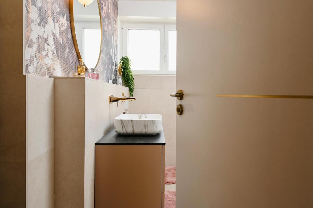 S Design Apartment Zadar Exterior photo